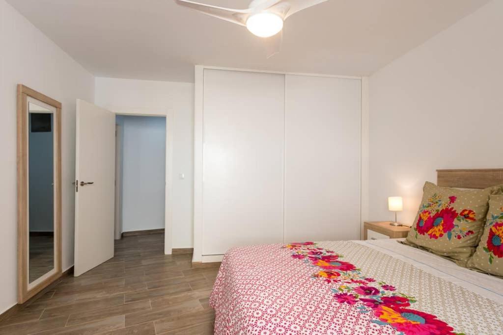 Espacioso Y Centrico Piso Con Zona Chill-Out Alicante Luaran gambar