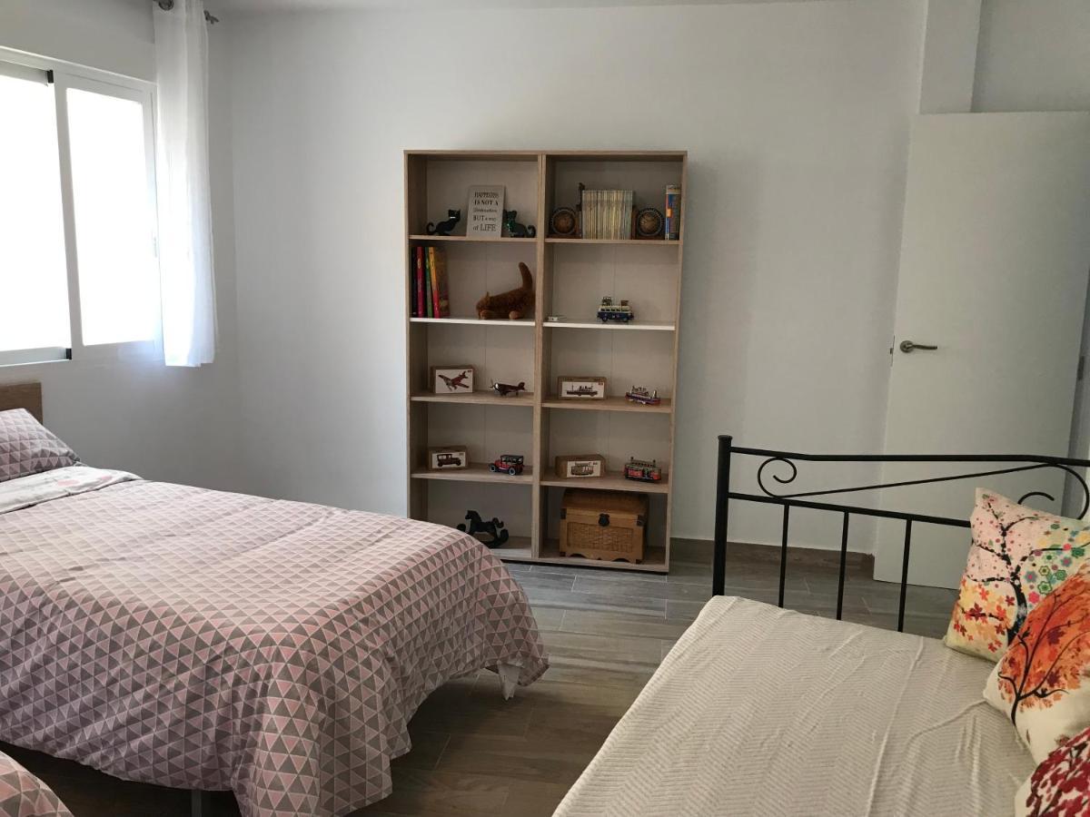 Espacioso Y Centrico Piso Con Zona Chill-Out Alicante Luaran gambar