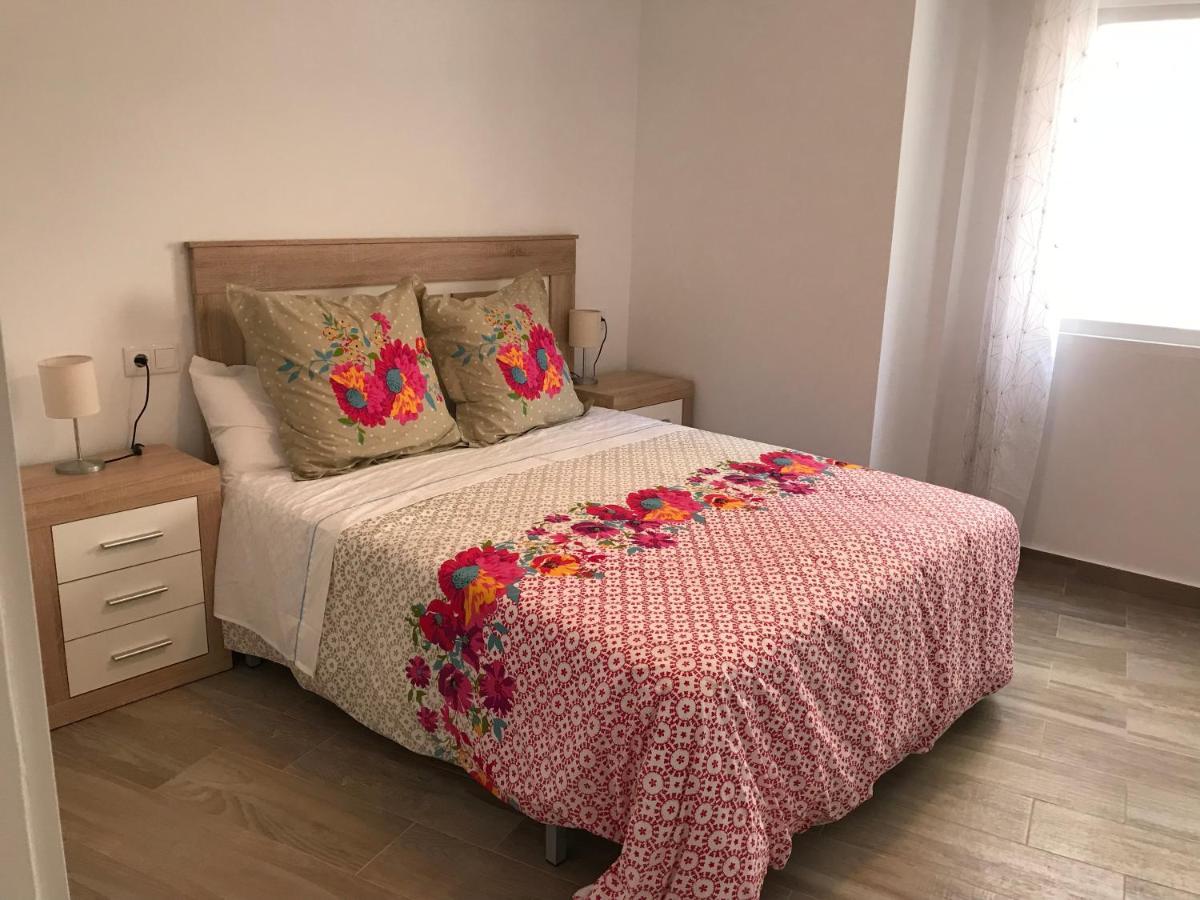 Espacioso Y Centrico Piso Con Zona Chill-Out Alicante Luaran gambar