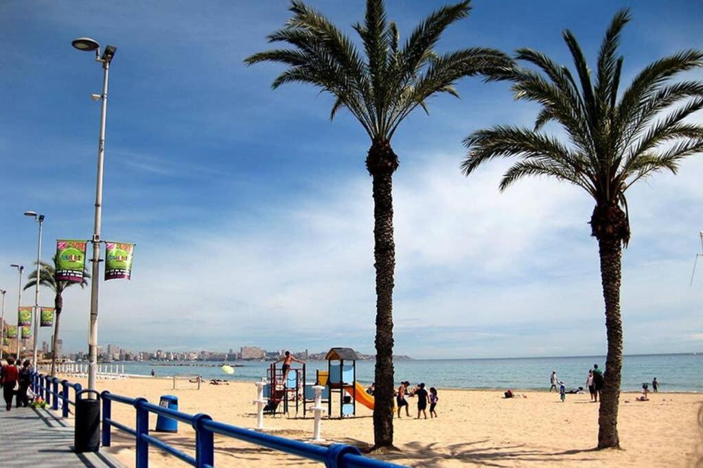 Espacioso Y Centrico Piso Con Zona Chill-Out Alicante Luaran gambar
